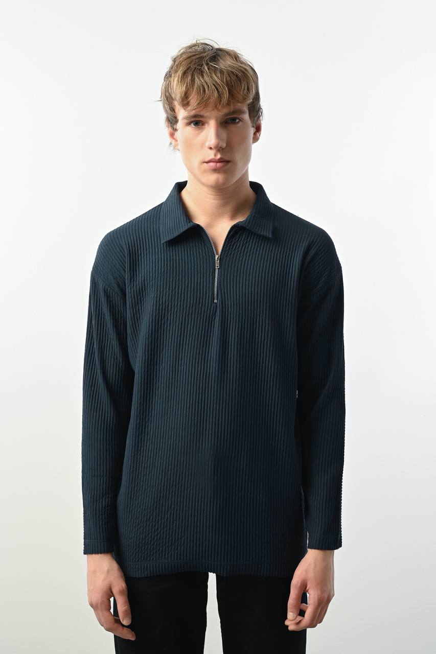Men's Textured Quarter-Zip Long Sleeve Polo Shirt