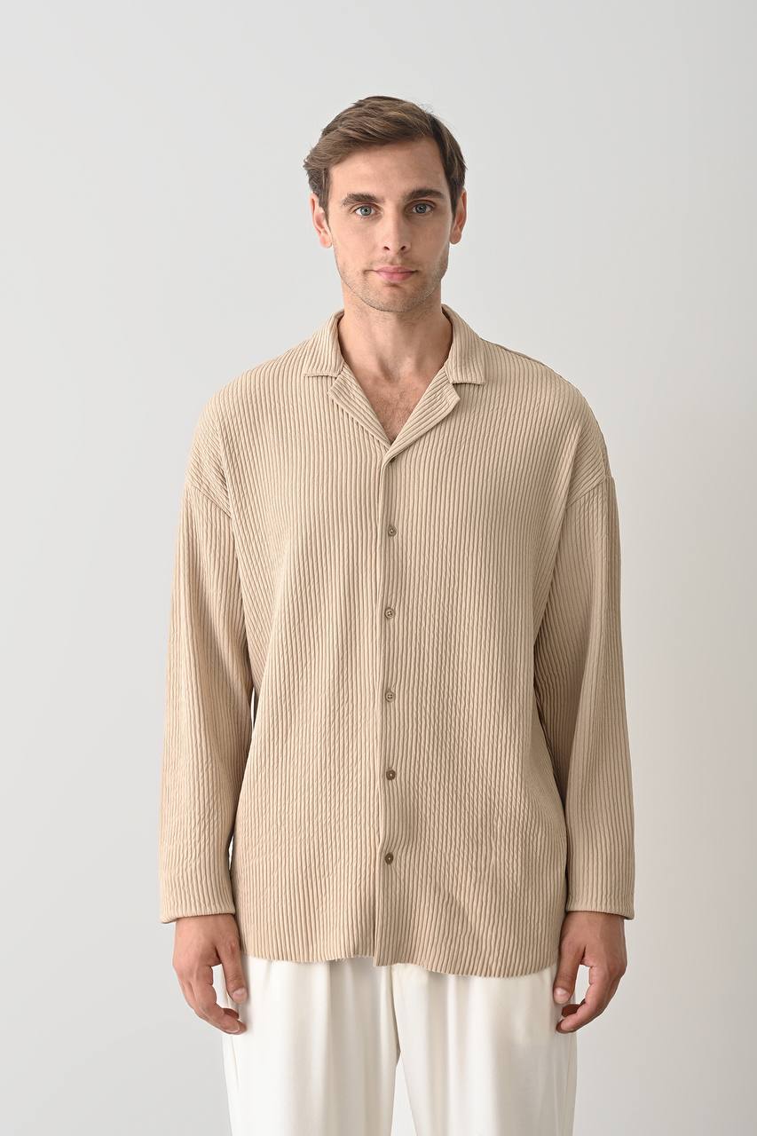 Men's Relaxed Fit Pleated Long Sleeve Shirt