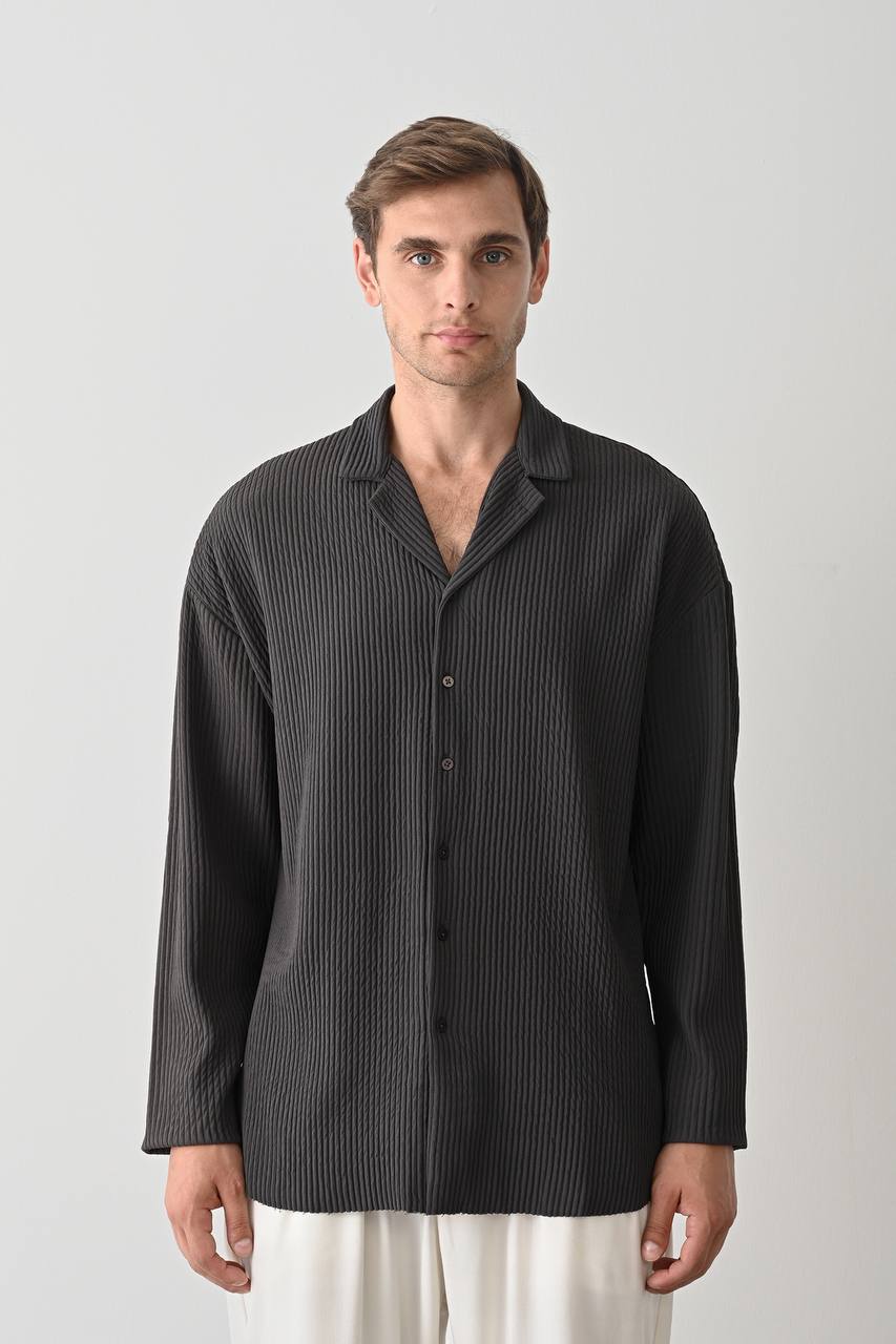 Men's Textured Relaxed Fit Button-Up Shirt