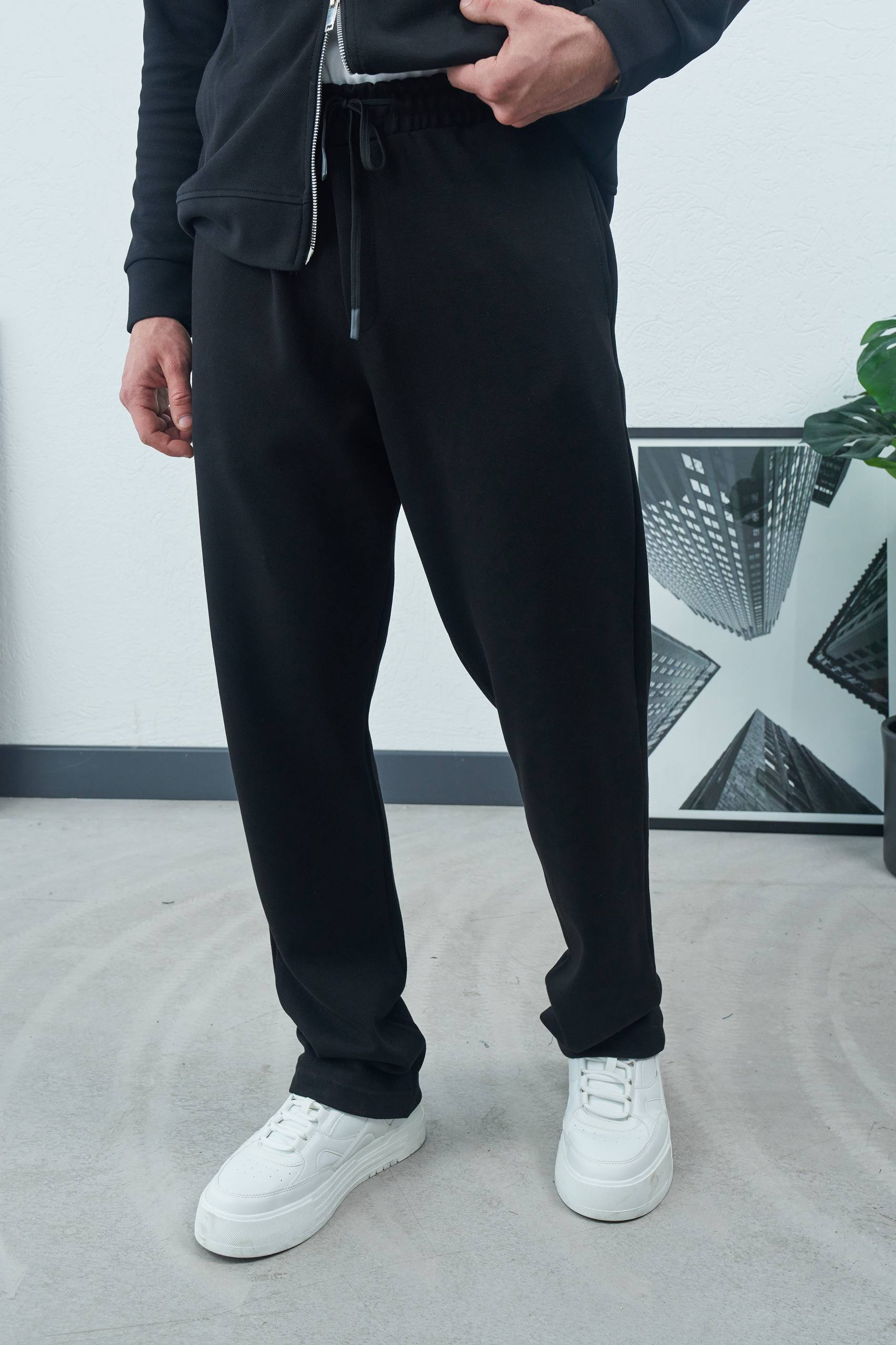 Men's Essential Black Fleece Jogger Pants